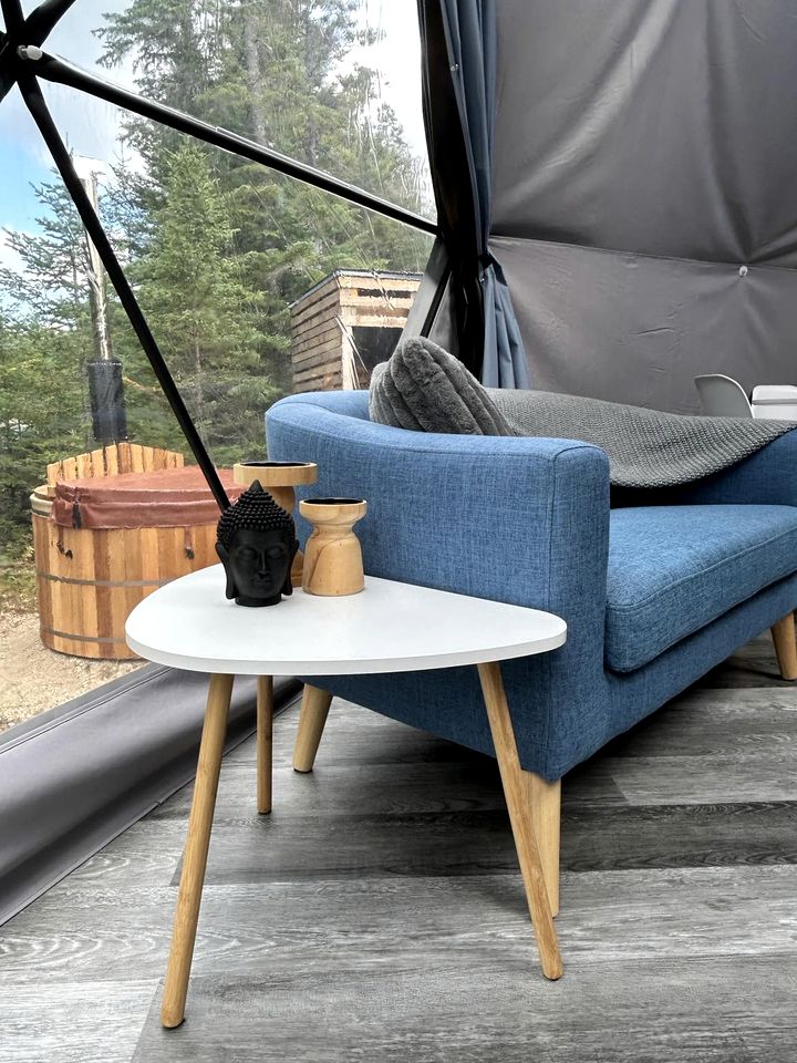 Ecological Lakefront Oasis near the Ouareau Forest Regional Park, Perfect for a Glamping Retreat in a Geodesic Dome