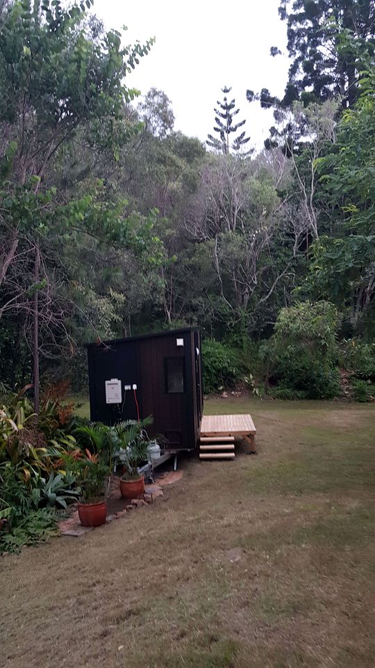 Lovely Tiny House Surrounded by Wildlife in Queensland