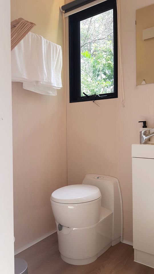 Lovely Tiny House Surrounded by Wildlife in Queensland