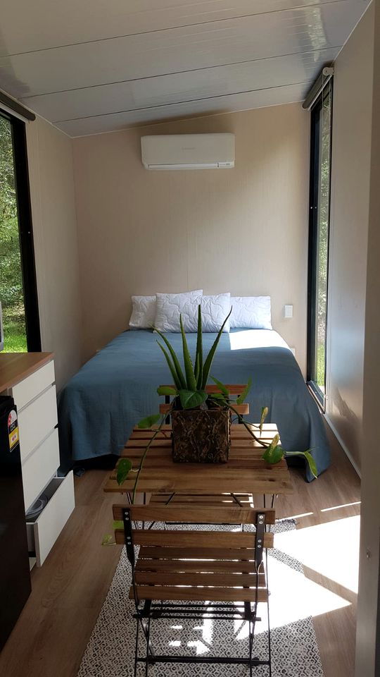 Lovely Tiny House Surrounded by Wildlife in Queensland