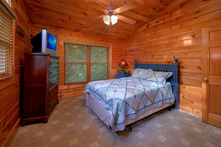 -- (United States, Gatlinburg, Tennessee)