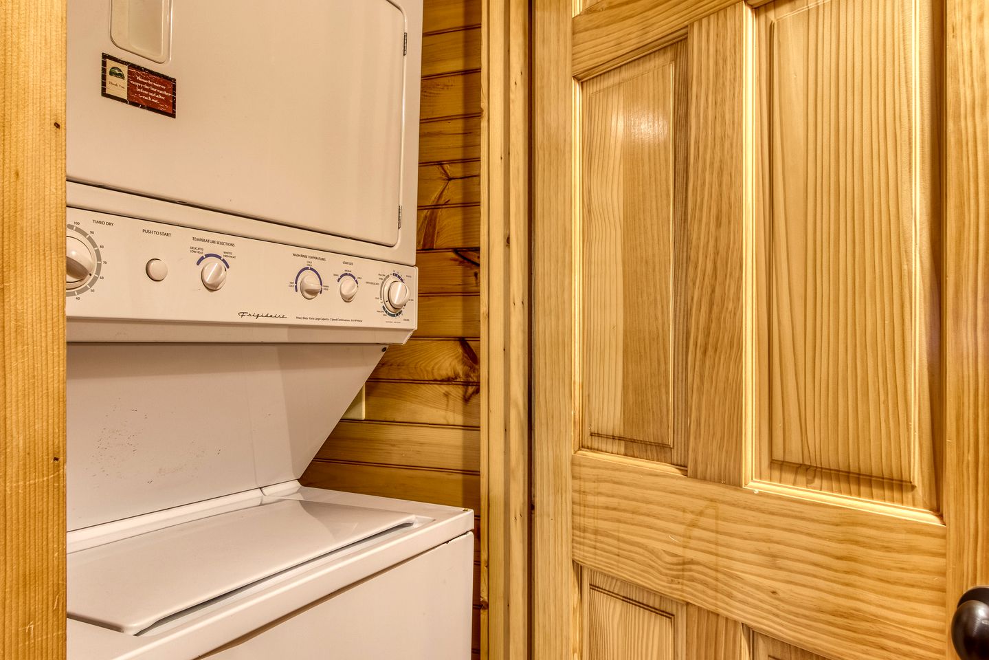 Stunning Glamping Rental in Gatlinburg, Tennessee, for Relaxing Weekends in Nature