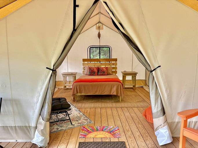 Vacation Rentals (United States of America, --, --)