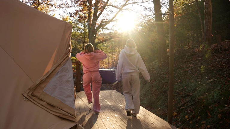Bell Tents (United States of America, Waynesville, North Carolina)