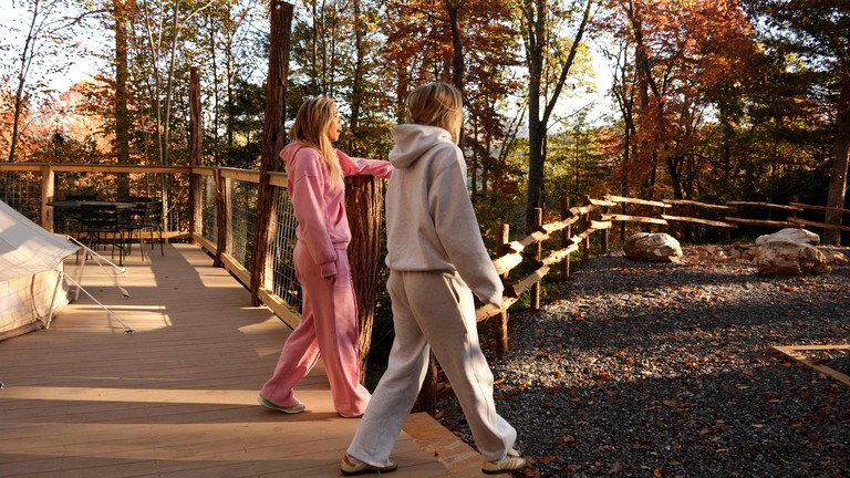 Bell Tents (United States of America, Waynesville, North Carolina)