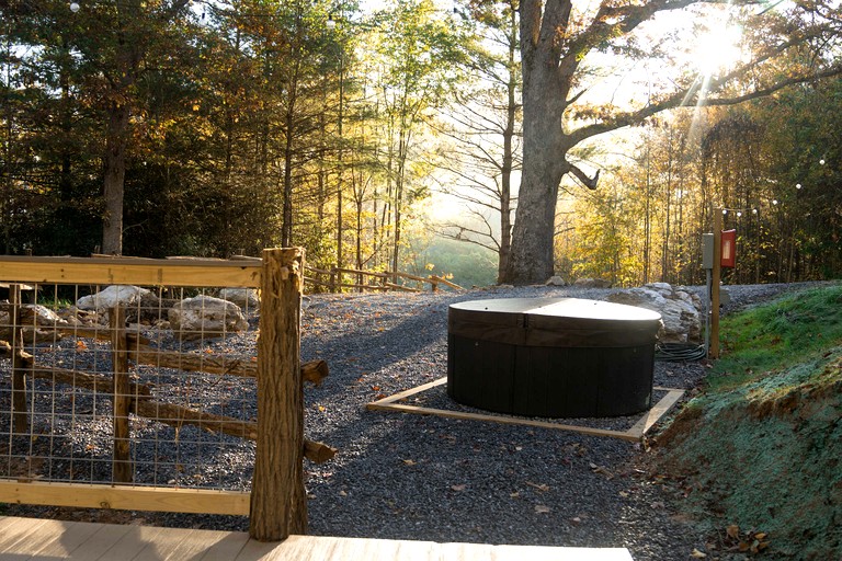 Bell Tents (United States of America, Waynesville, North Carolina)