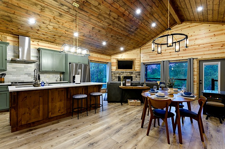 Cabins (United States of America, Broken Bow, Oklahoma)