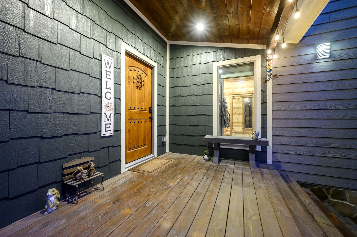 Serene Luxury Cabin Retreat with Private Hot Tub near Broken Bow Lake, Hochatown Oklahoma