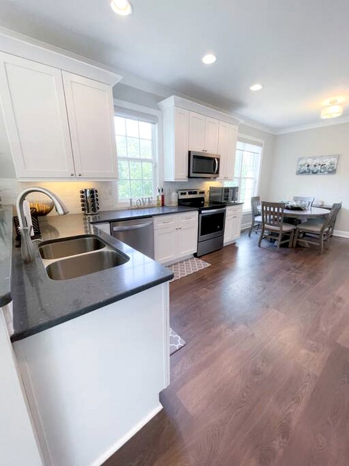 Awesome Cottage Nestled Amidst Trees and Barbecue Provided in Charlotte, North Carolina