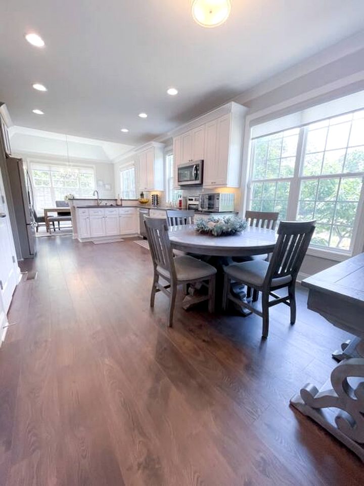 Awesome Cottage Nestled Amidst Trees and Barbecue Provided in Charlotte, North Carolina