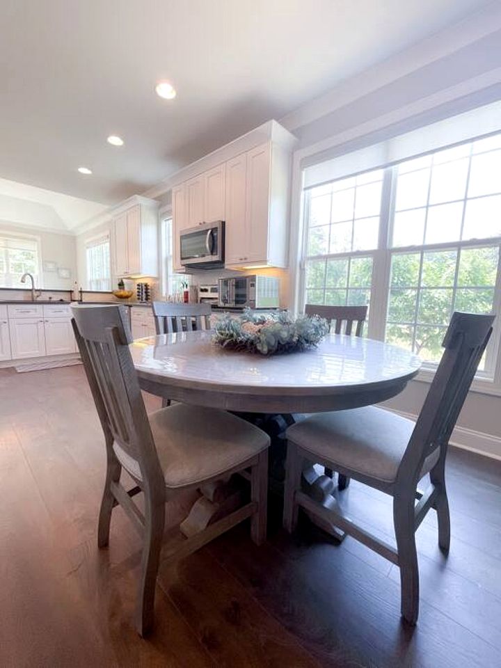 Awesome Cottage Nestled Amidst Trees and Barbecue Provided in Charlotte, North Carolina