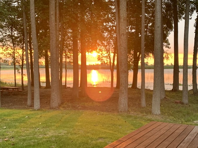 Cabins (United States of America, Au Gres, Michigan)