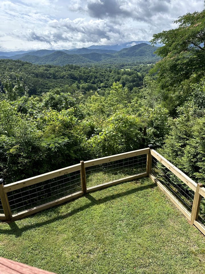 Pet-Friendly Cabin Near Great Smoky Mountains, Tennessee