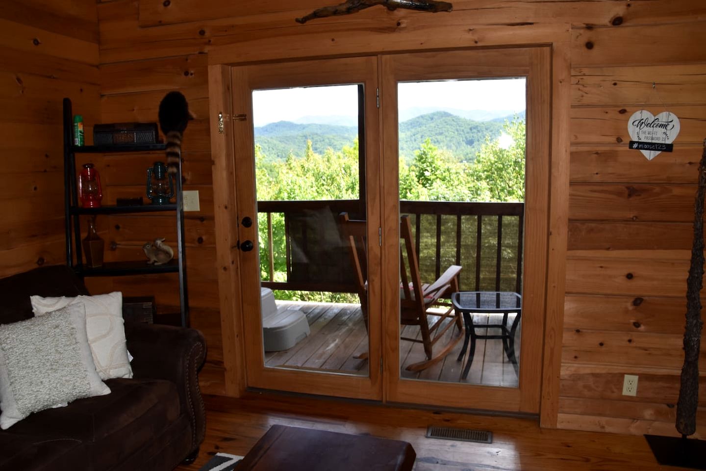 Pet-Friendly Cabin Near Great Smoky Mountains, Tennessee