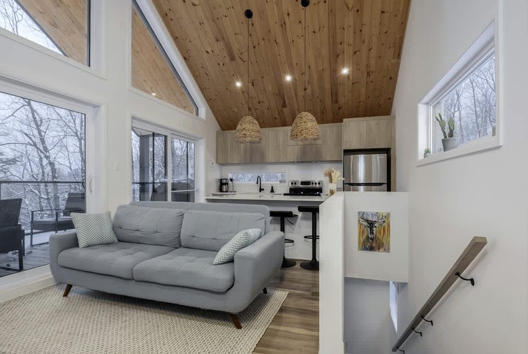 Vacation Rentals (Canada, Matawinie Regional County Municipality, Quebec)