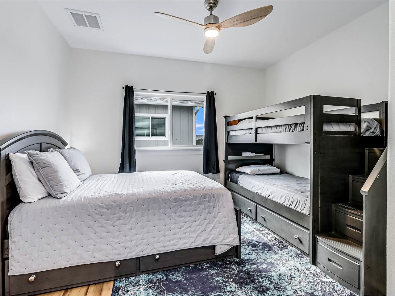 Pet-Friendly Vacation Home with Jacuzzi and Patio near Rockport Beach, Rockport Texas