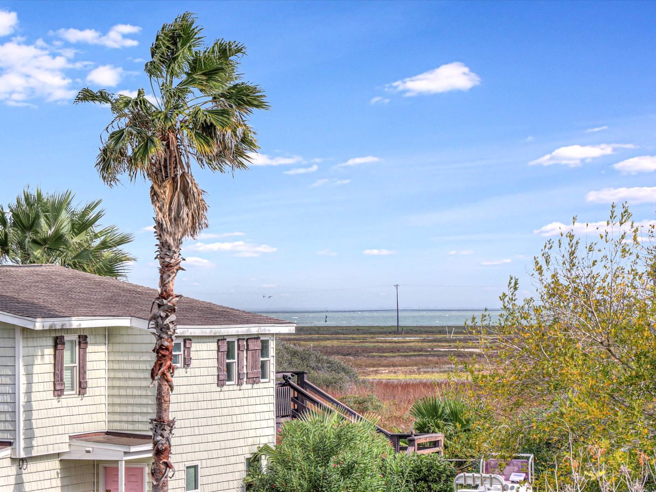 Pet-Friendly Vacation Home with Jacuzzi and Patio near Rockport Beach, Rockport Texas