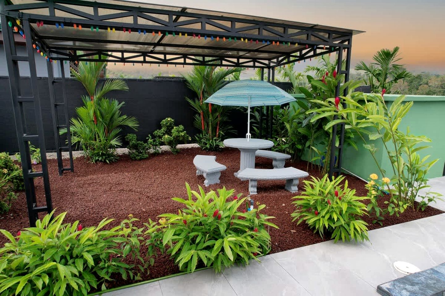 Tranquil Costa Rican Villa with Private Pool and Scenic Volcano Views near La Fortuna
