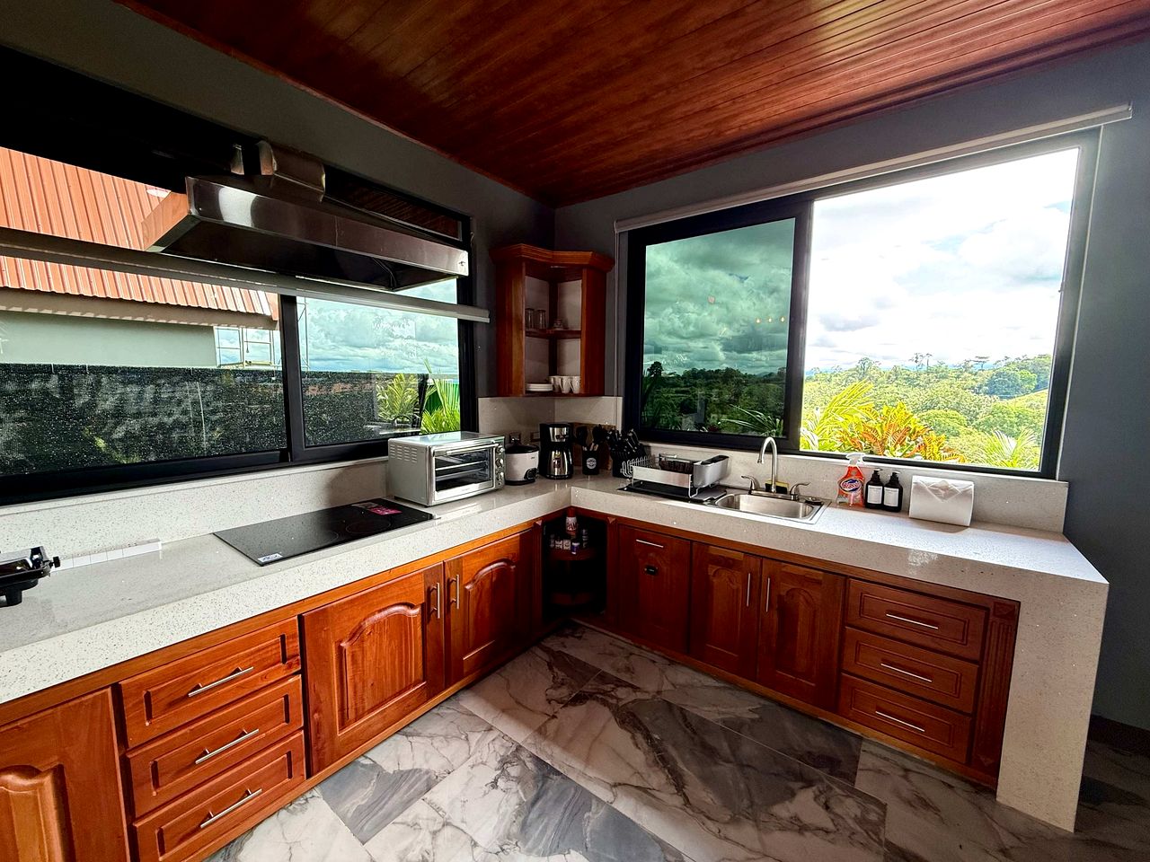Luxurious A-Frame Chalet with Private Pool and Volcano Views near La Fortuna, Costa Rica