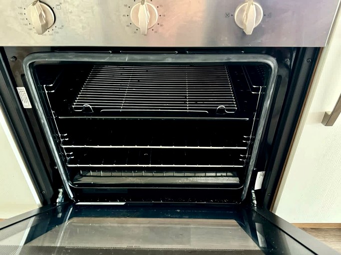 Caravans (United Kingdom, --, England)