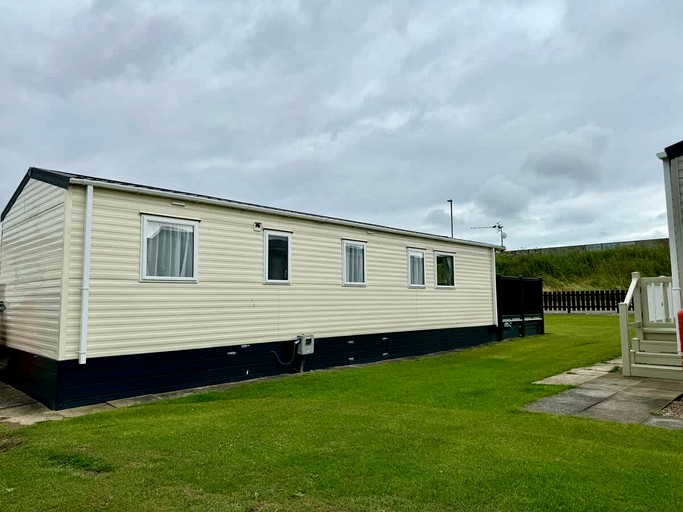 Caravans (United Kingdom, --, England)