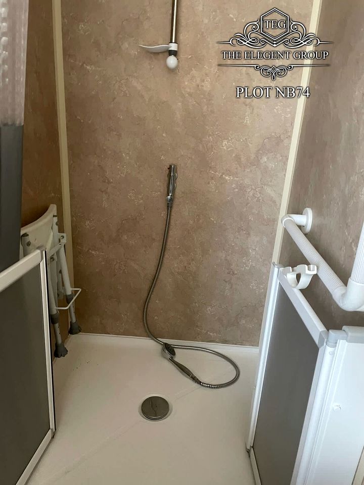 Relaxing Holiday Caravan with Sky Q, WiFi, Decking & Wheelchair Access in Lincolnshire, United Kingdom