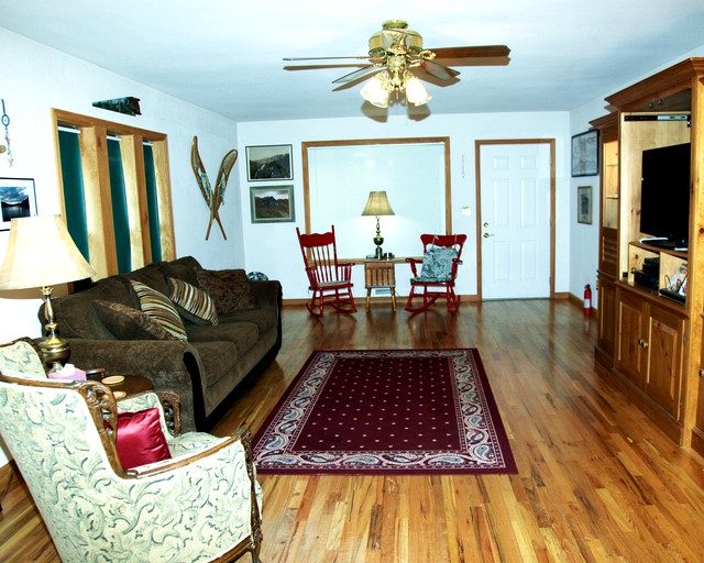 Cabins (Meredith, Colorado, United States)