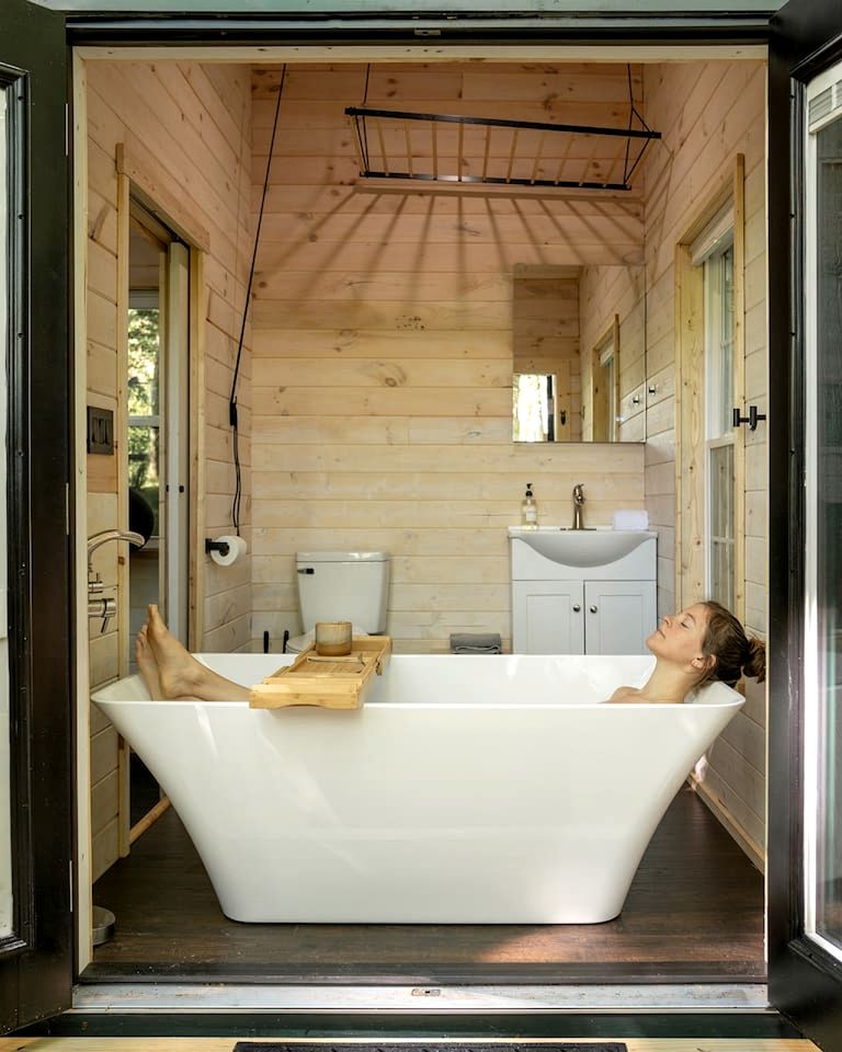 Breathtaking Secluded Tiny House with Fire Pit in Sylva, North Carolina