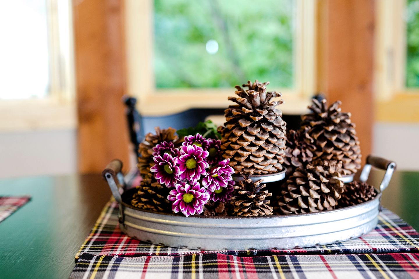 Idyllic Getaway Cabin for Families with Home Theater, Ping Pong, and Video Games in Nederland, Colorado