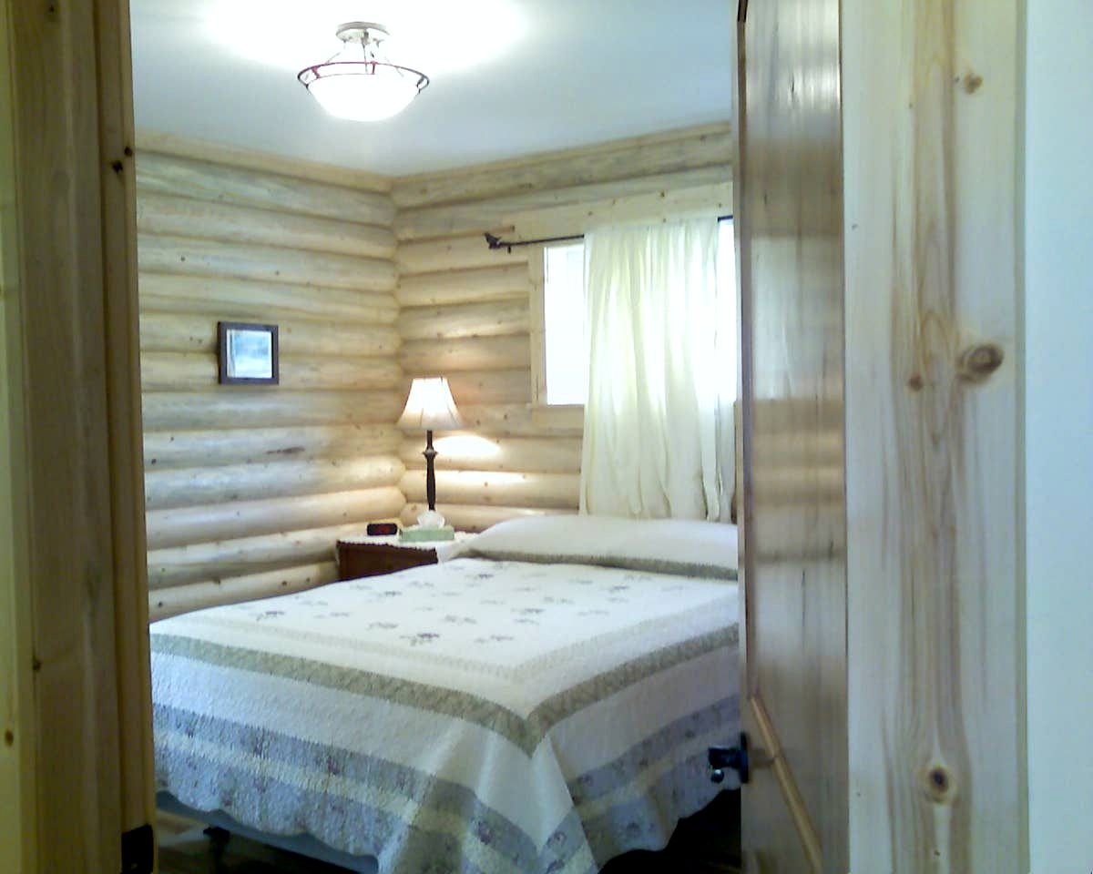 Secluded Cabin Rental with Stunning Views near Bozeman, Montana