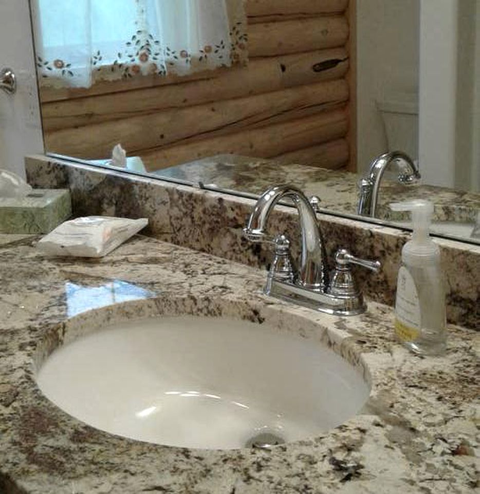 Secluded Cabin Rental with Stunning Views near Bozeman, Montana