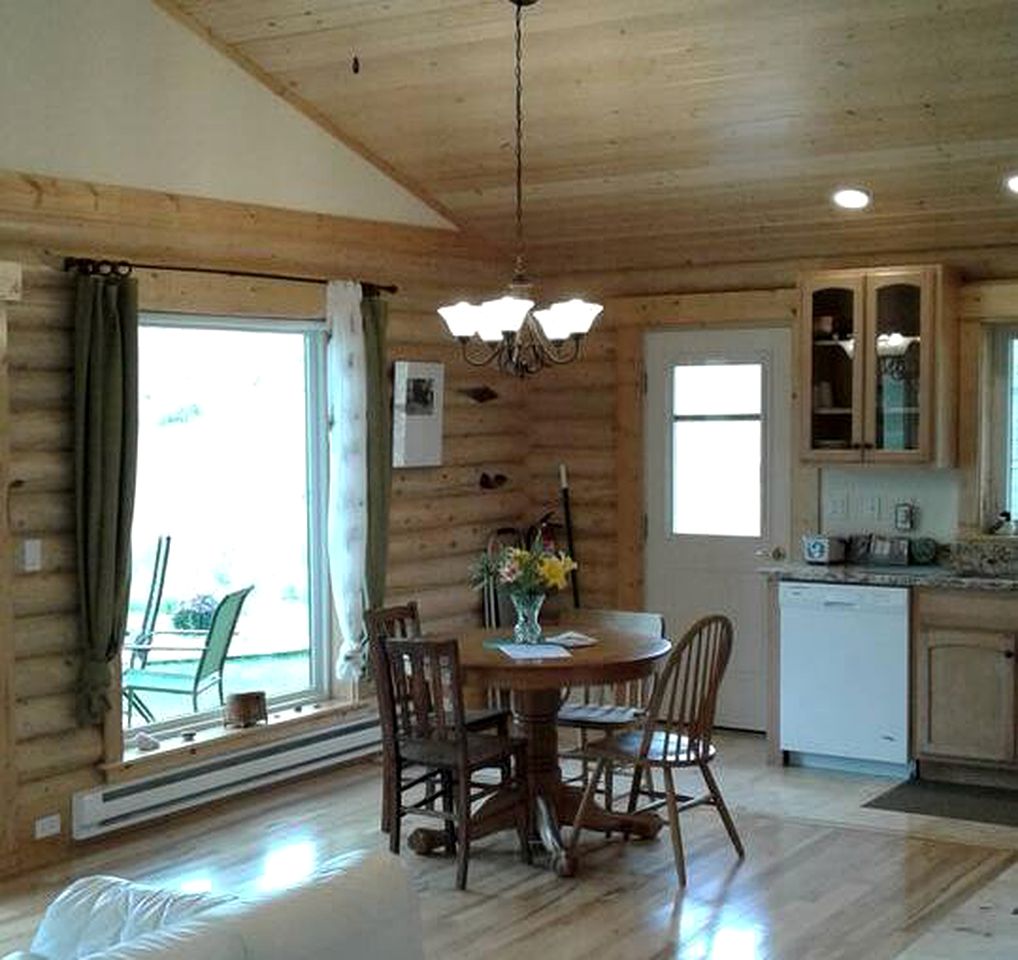 Secluded Cabin Rental with Stunning Views near Bozeman, Montana