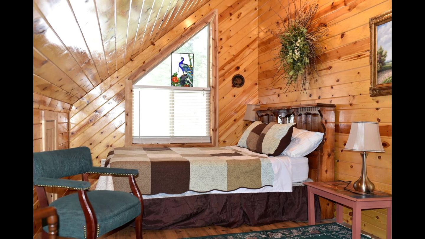 Peaceful Family-Friendly Cabin with Game Loft Near Old Faithful in Island Park, Idaho