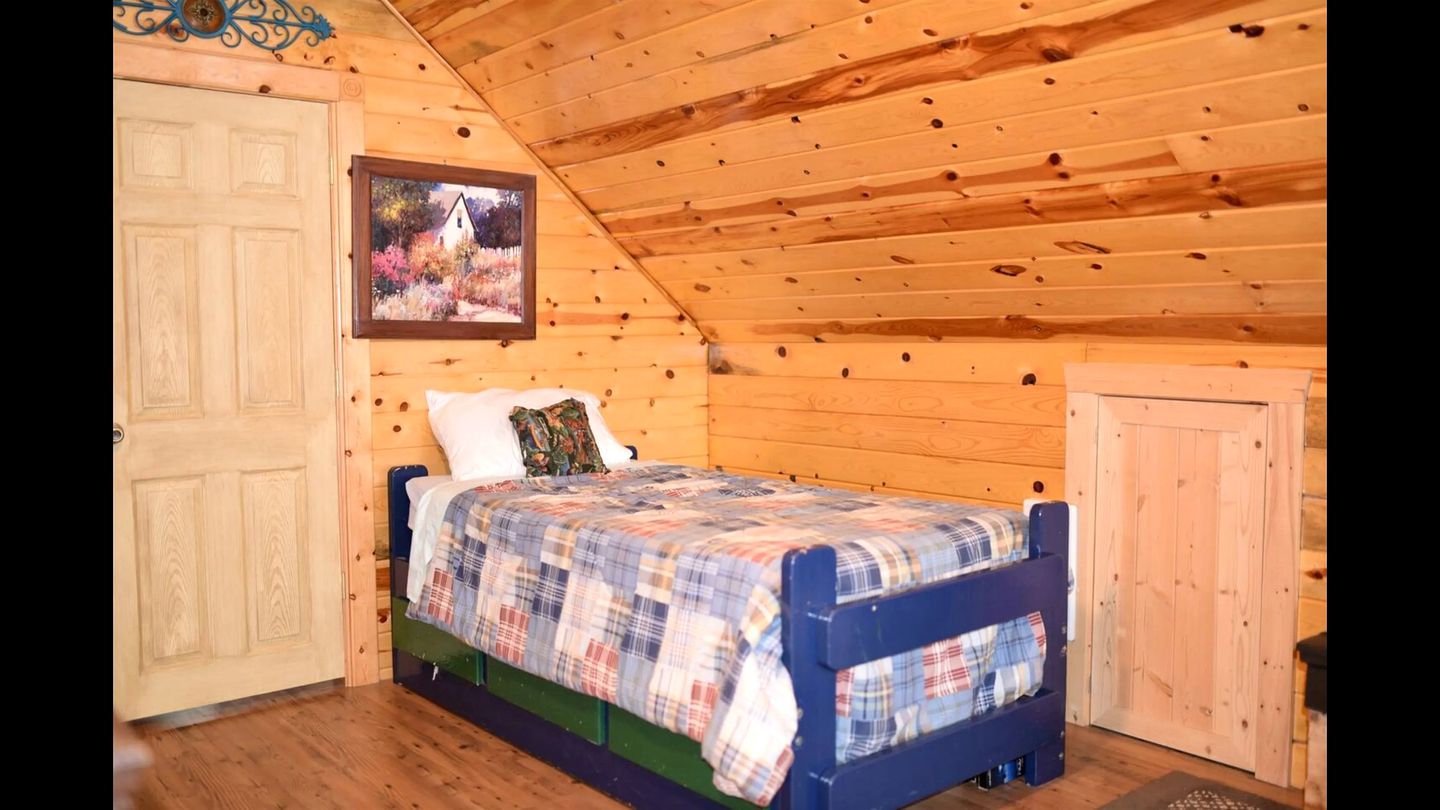 Peaceful Family-Friendly Cabin with Game Loft Near Old Faithful in Island Park, Idaho