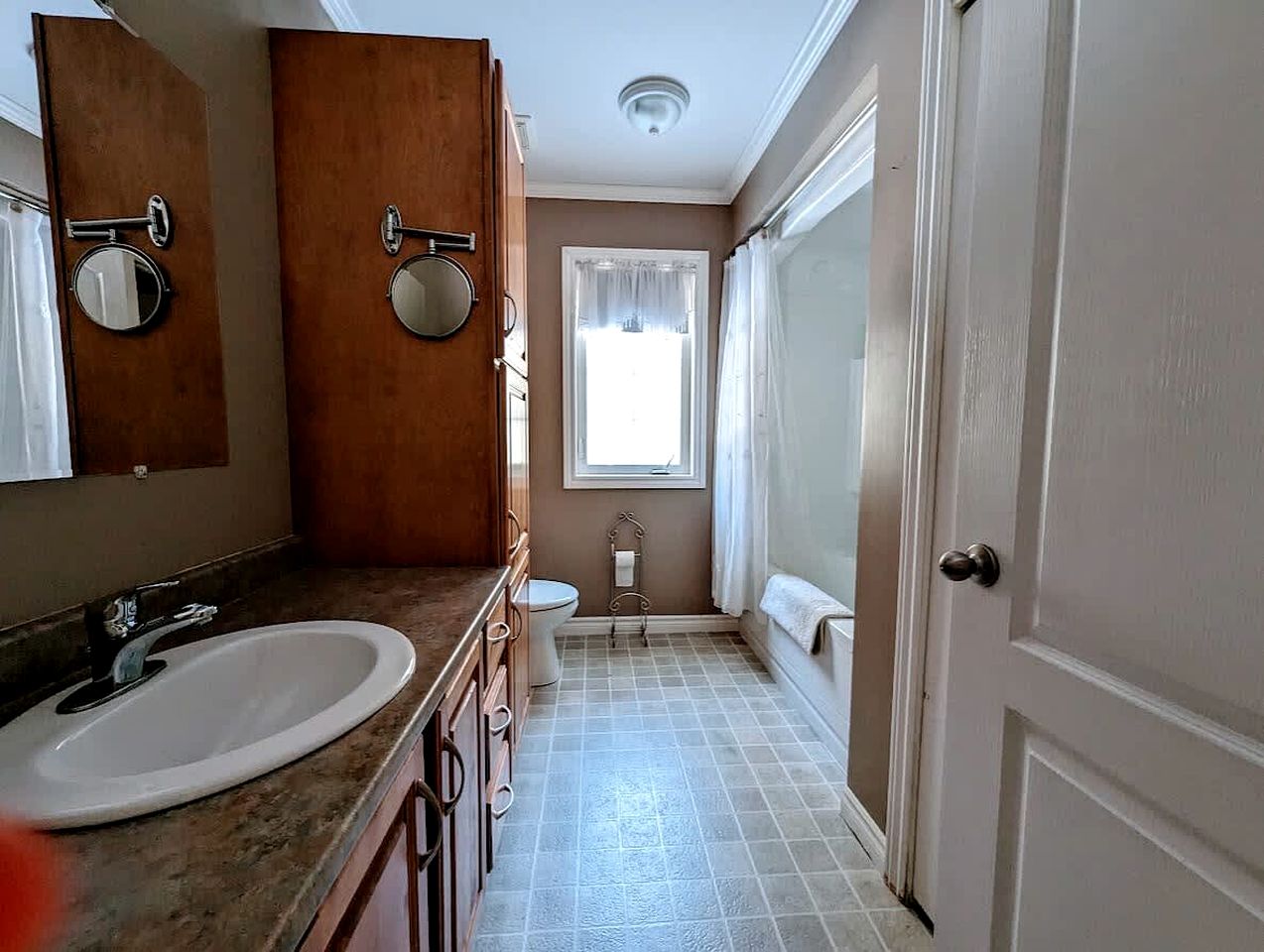 Spacious Ranch-Style Retreat with Private Deck, Nestled in Nature Near Acadia, Hancock Maine