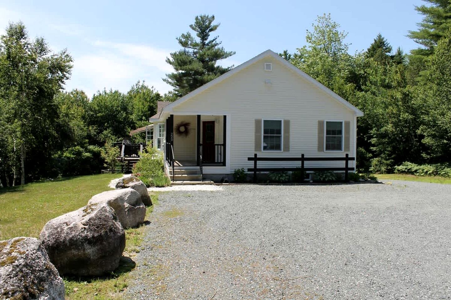 Spacious Ranch-Style Retreat with Private Deck, Nestled in Nature Near Acadia, Hancock Maine