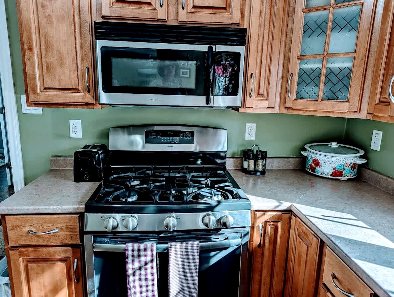 Spacious Ranch-Style Retreat with Private Deck, Nestled in Nature Near Acadia, Hancock Maine