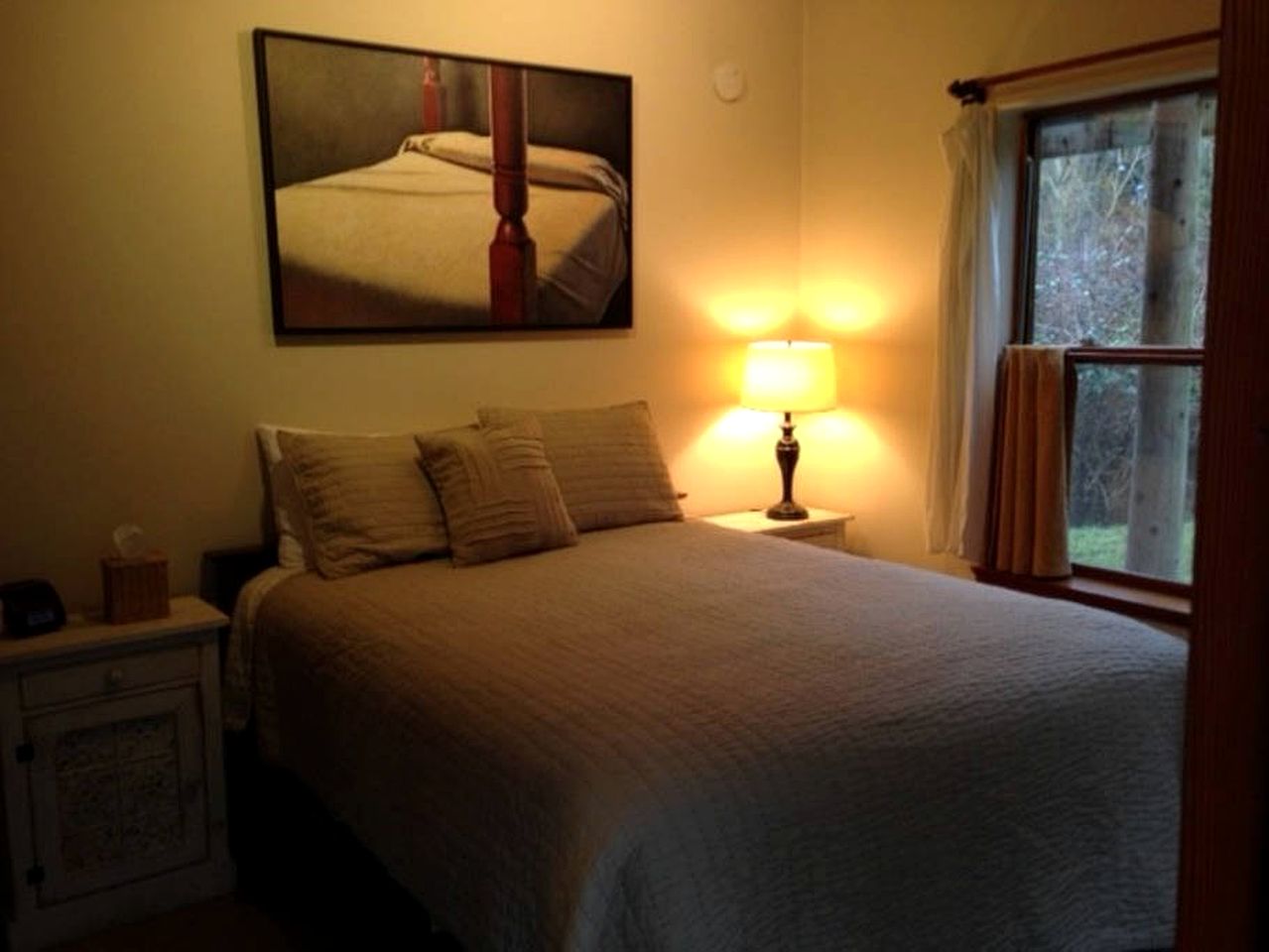 Charming Suite Rental with Deluxe Kitchen on Family Farm on Lummi Island