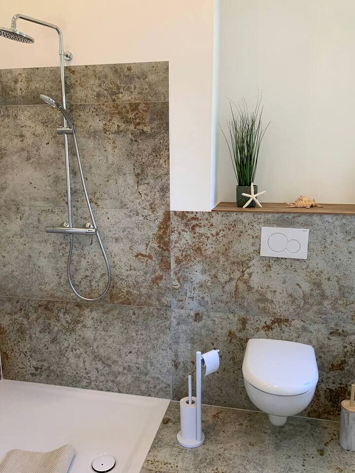 Elegant Apartment Stay with Private Garden and Comfortable Living in Saxony, Germany