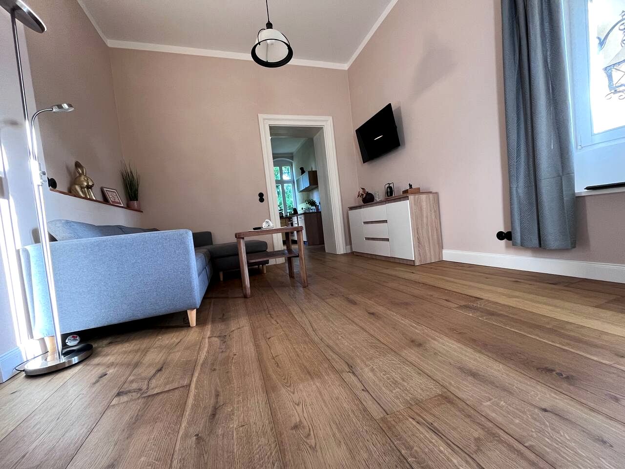 Elegant Apartment Stay with Private Garden and Comfortable Living in Saxony, Germany