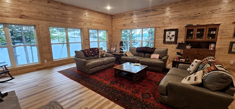 Cabins (United States of America, Greenville, Maine)