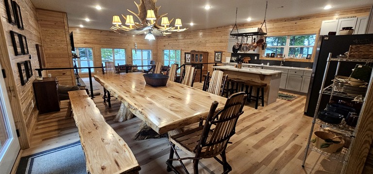 Cabins (United States of America, Greenville, Maine)