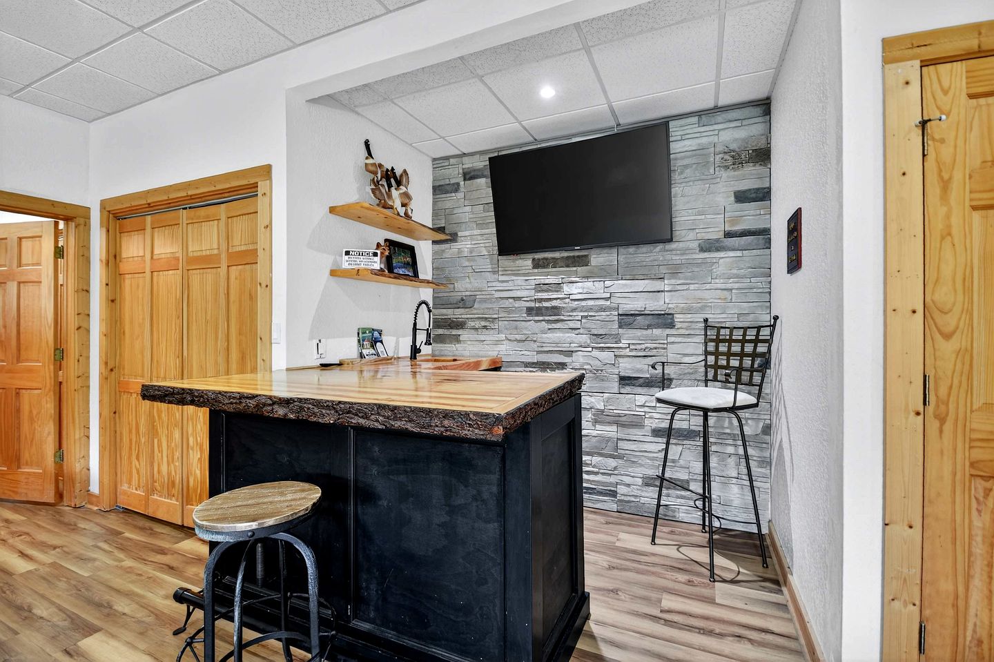 Radiant Mountain Cabin Retreat near Chattahoochee River in Georgia
