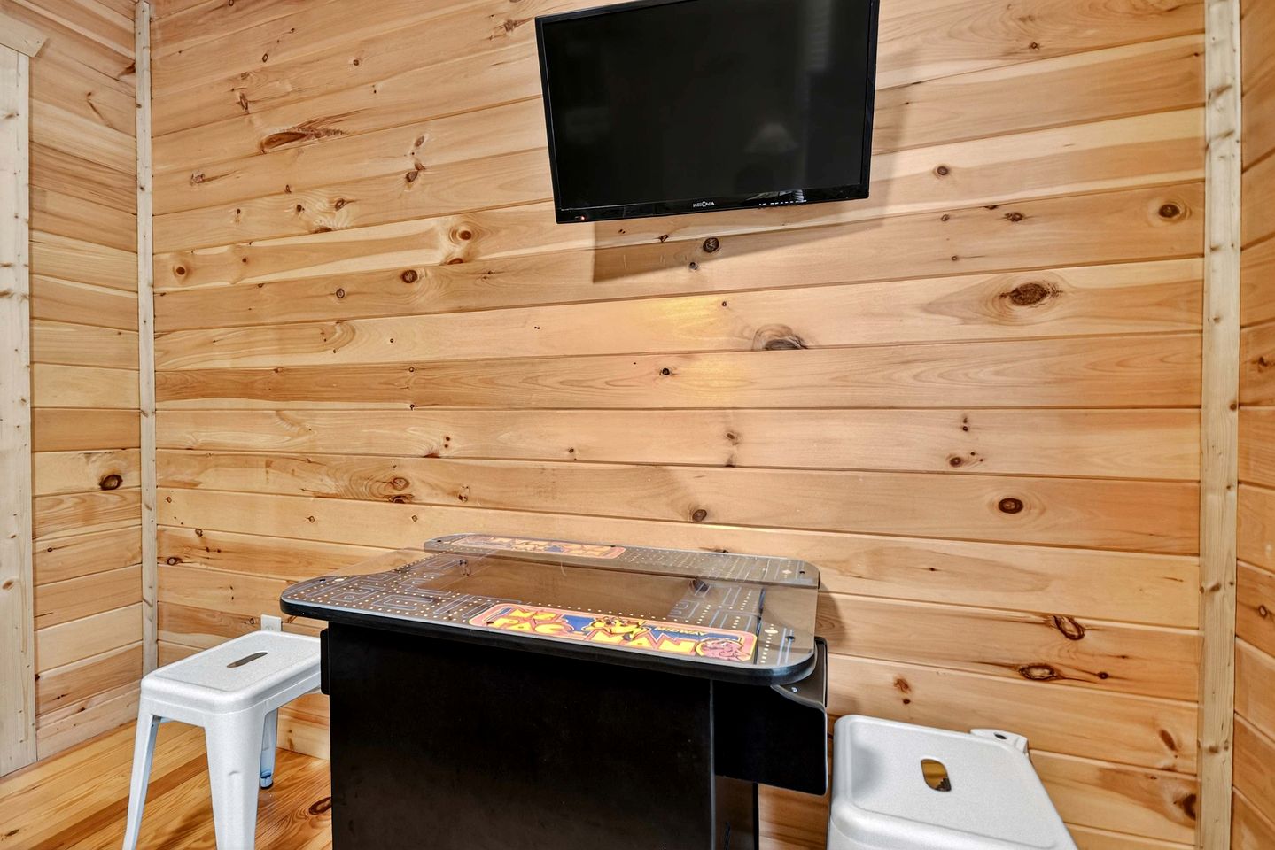 Charming Pet-Friendly Cabin Oasis near Chattahoochee River in Georgia
