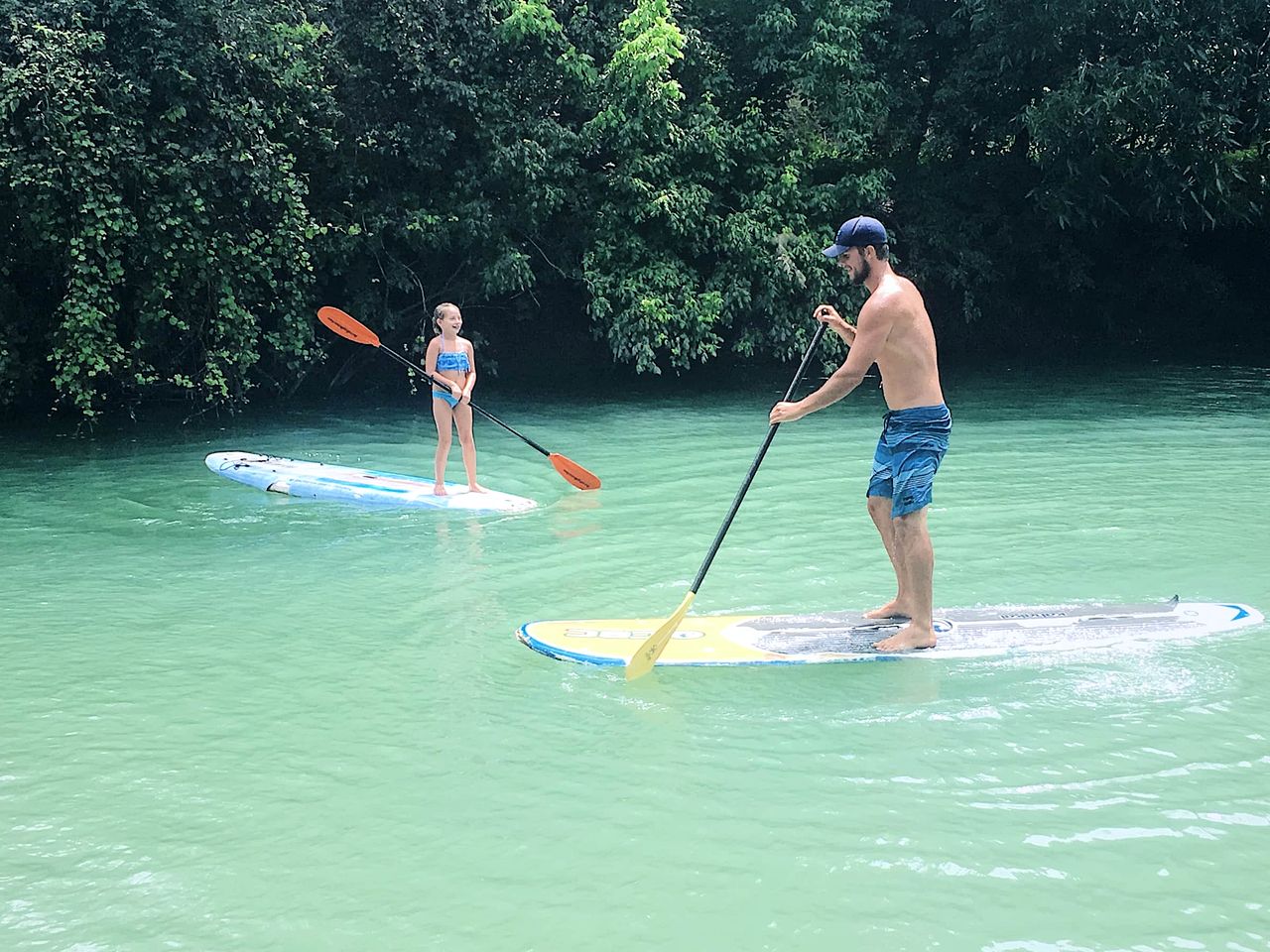 Brand New Cabin with Luxury Games Room on a Gorgeous Creek Near New Braunfels, Texas