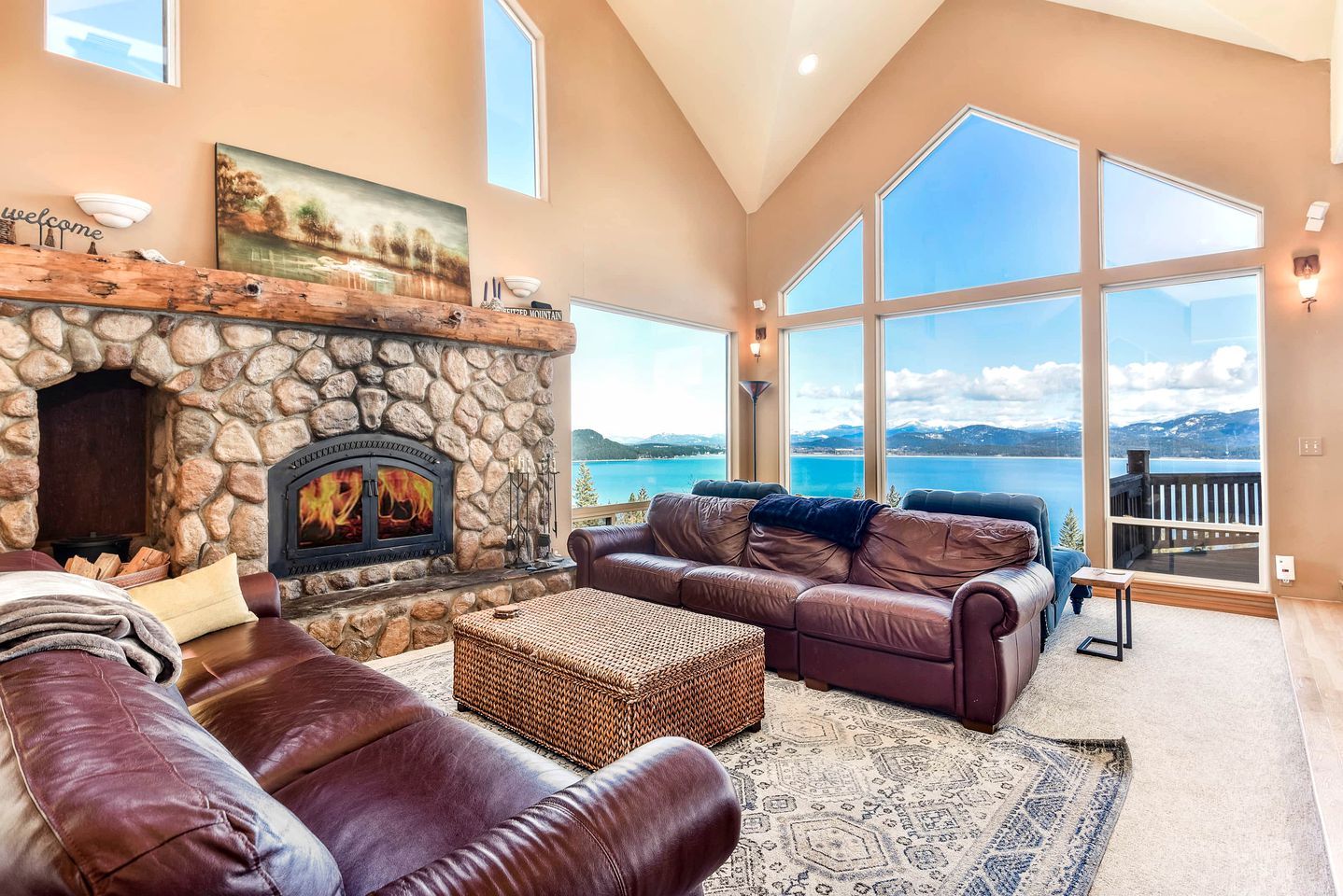 Majestic Summit Retreat: Family Vacation Rental Overlooking Lake Pend Oreille