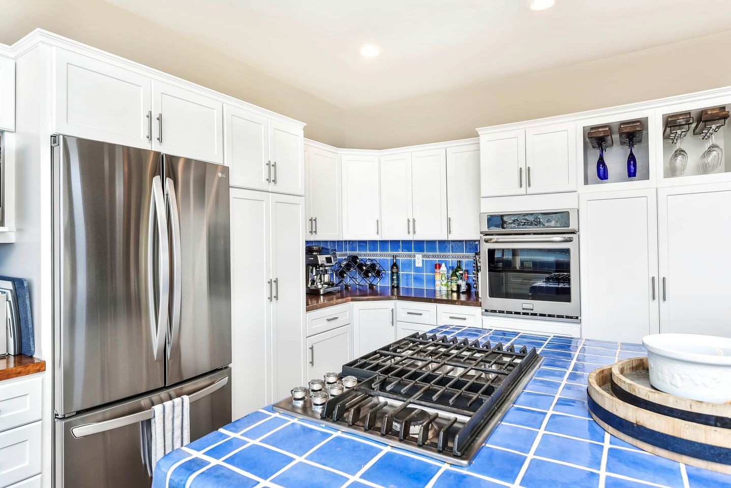 Majestic Summit Retreat: Family Vacation Rental Overlooking Lake Pend Oreille