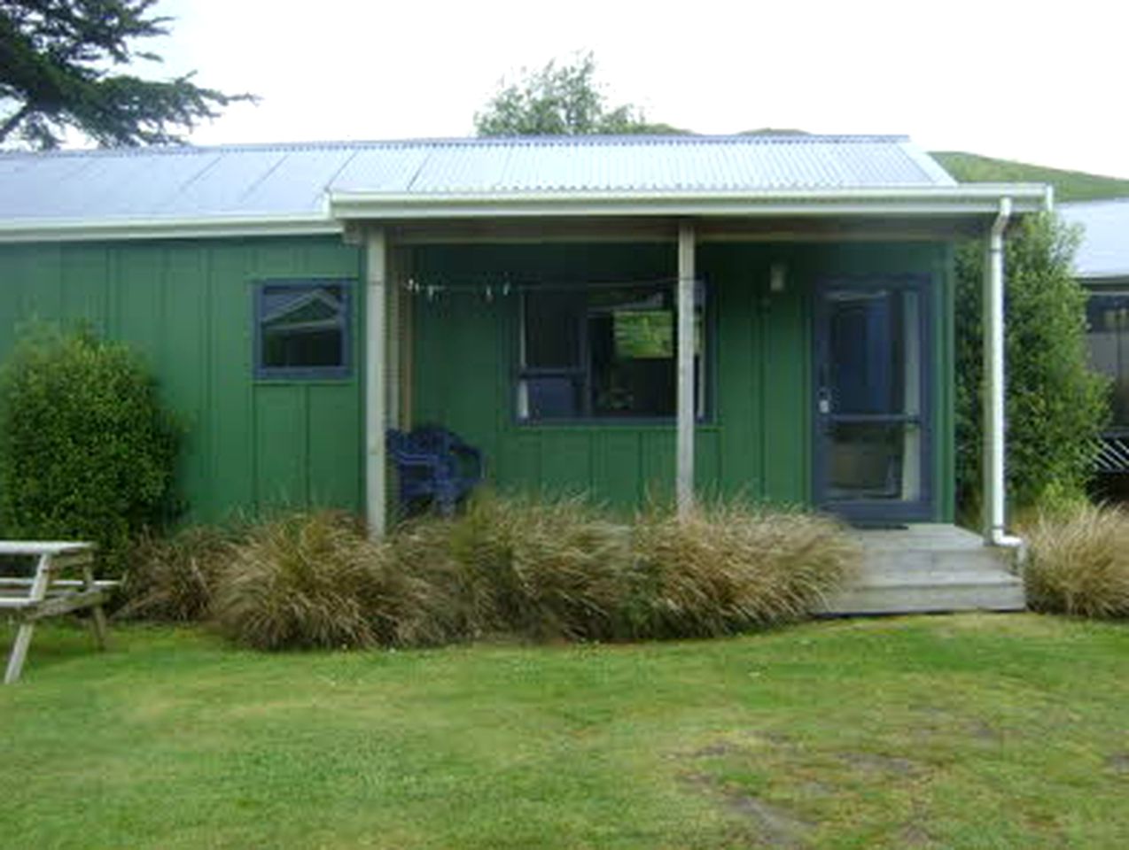Cabins (New Haven, South Island, New Zealand)