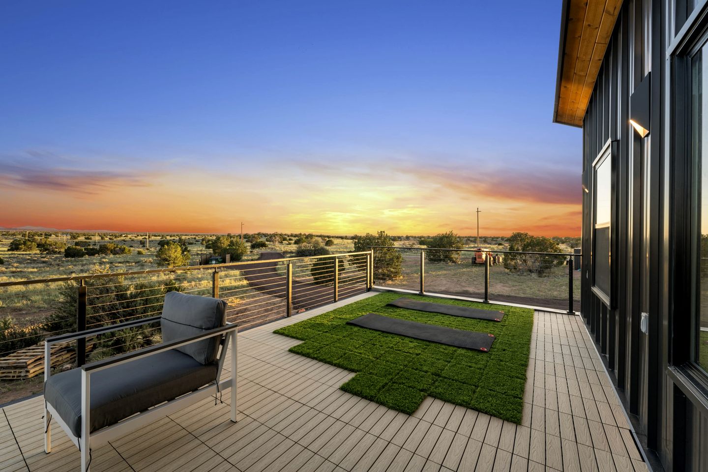Gorgeous Cabin with Rooftop Terrace in Williams, Arizona