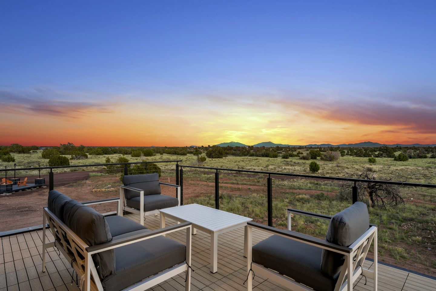 Gorgeous Cabin with Rooftop Terrace in Williams, Arizona